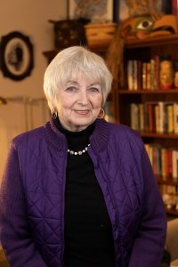Lucia Worthington